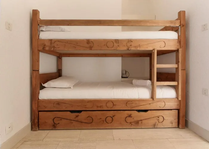 Makalu - View Mont-blanc - Center -8 Pers